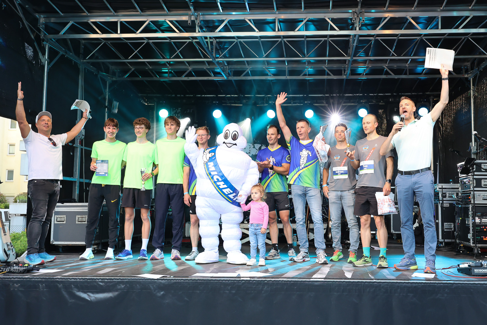 260521_Firmenlauf_HOM_Programm_Siegerehrung_0028_web